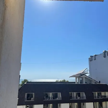 Apartament Klevi *