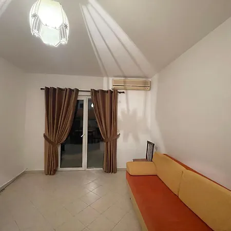 Klevi Apartment Golem (Tirana)