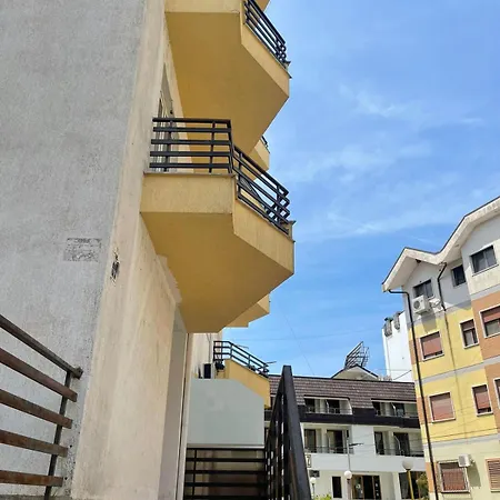 Klevi Apartment