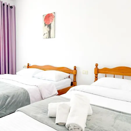 Klevi Apartament Golem (Tirana)