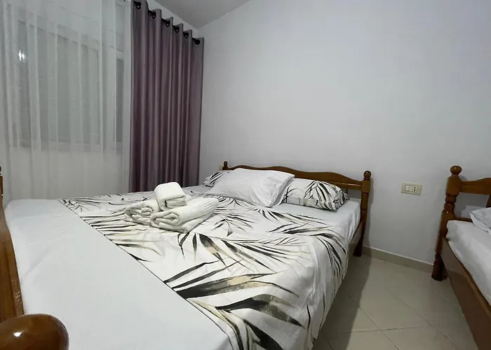 Klevi Апартаменты Голем